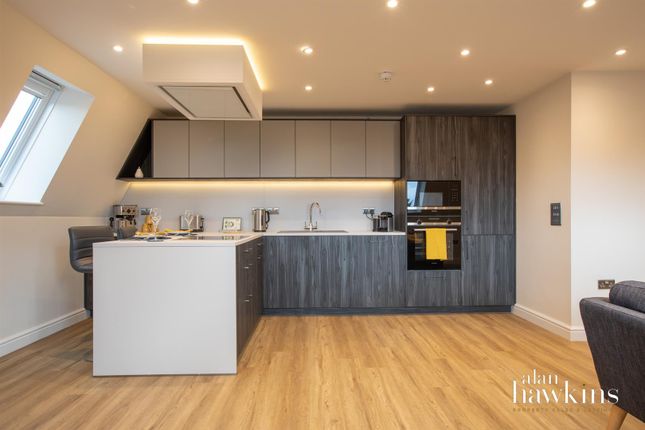 Apartment 17, Andrews Court, Lyneham photo 4