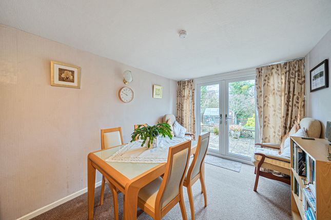 17, Castle Mead, Stonehous photo 3