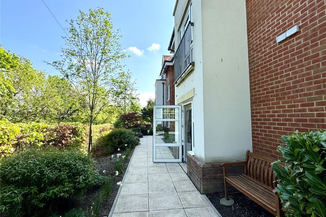 3, Emerson Park, Hextable photo 2