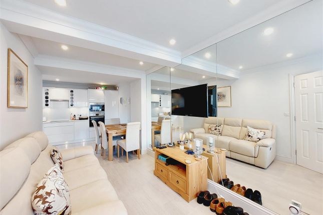 6 Richmond Mews, Richmond Road, Seaford photo 3