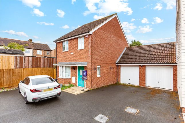 3-bed detached on 2, Mellowes Road, Hornchurch, £500,000