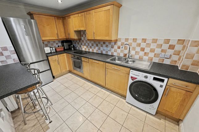 5 Barle Court, Tiverton photo 4