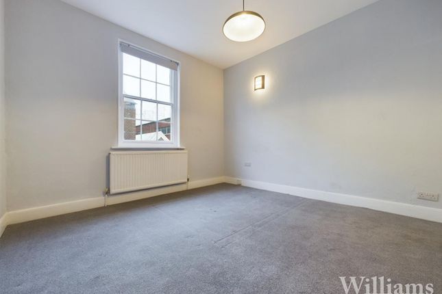 12b Bourbon Street, Aylesbury photo 3