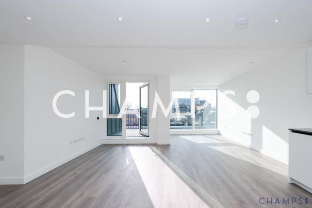 Flat for sale in Sovereign Court, Hammersmith
