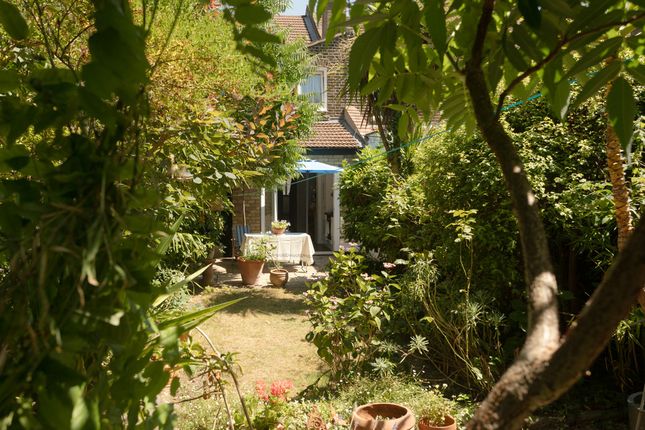 22, Algernon Road , Ladywell photo 2