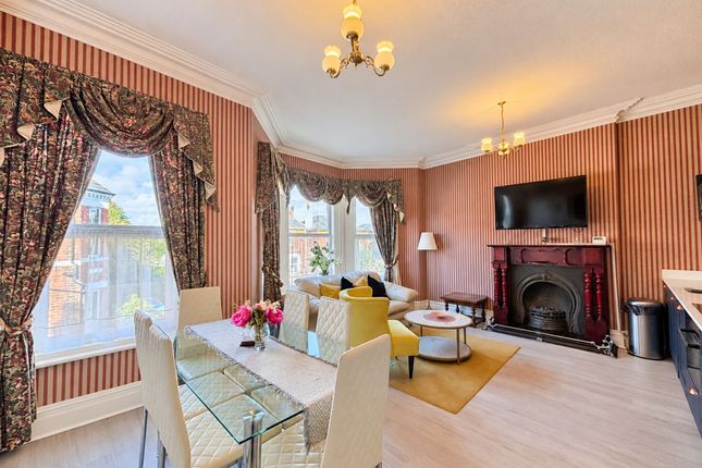 5 York Avenue, Southport photo 3
