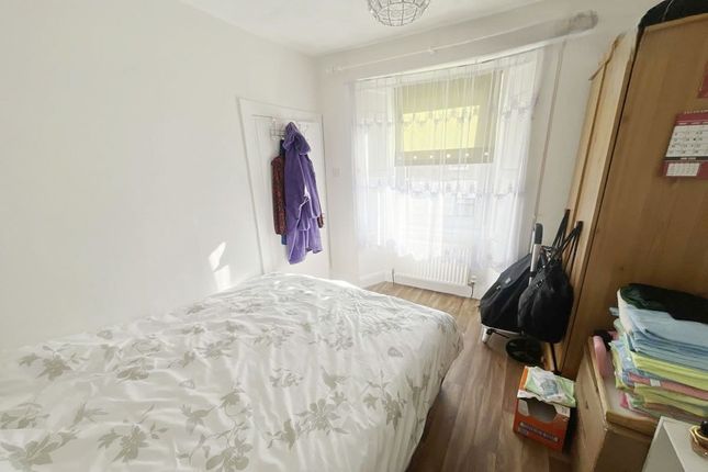 11, Newton, Flat C, Cupar, Fife photo 5