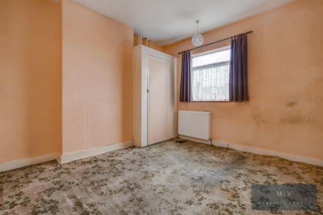 End terrace house for sale in Beckford Road, Croydon