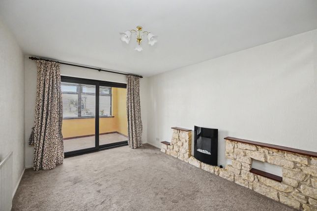 46, Evans Road, Rugby photo 2