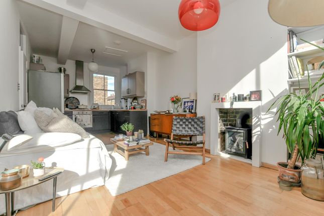 Kynaston Road, London photo 3