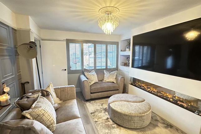 22, Athelstan Road, Beverley photo 4