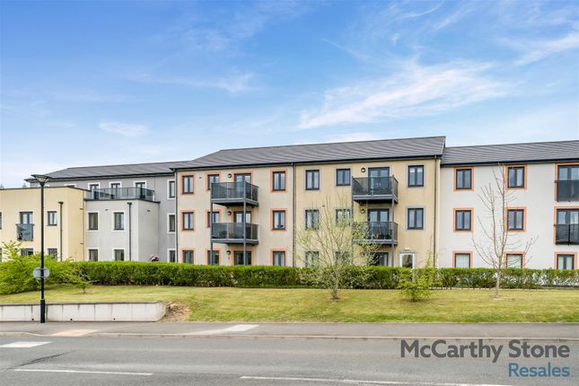 8644400-Exterior08.Jpg