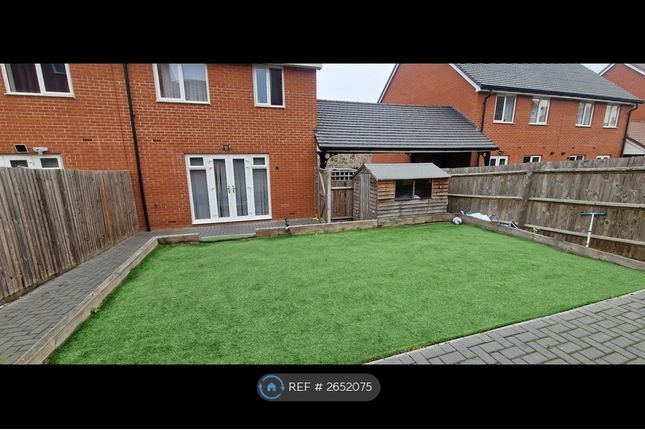 Longships Drive, Milton Keynes photo 3