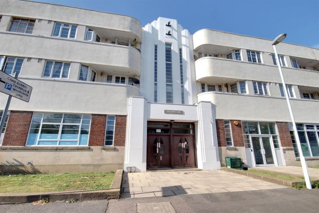 Thumbnail Flat for sale in Stoke Abbott Road, Worthing