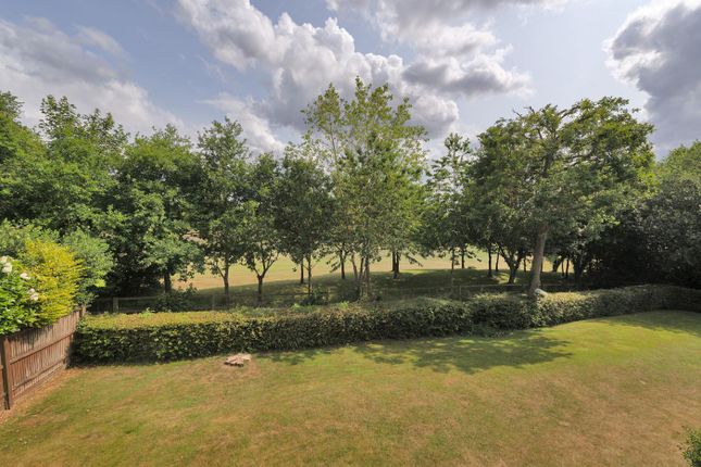 3 Sandringham Court, Admiral Way, Kings Hill West Malling photo 3