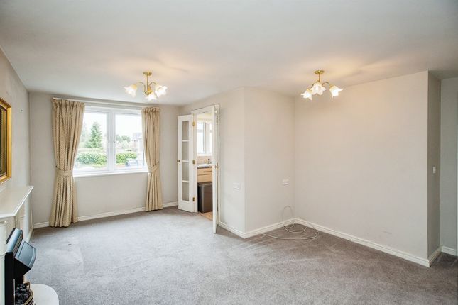 Property to rent in Hempstead Road, Watford