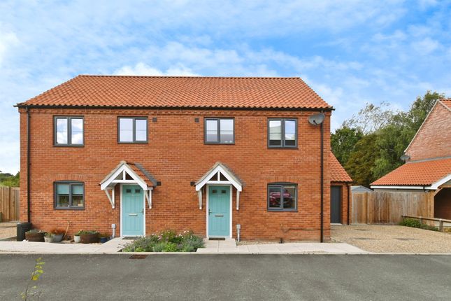 Thumbnail Semi-detached house for sale in Kings Close, Scole, Diss