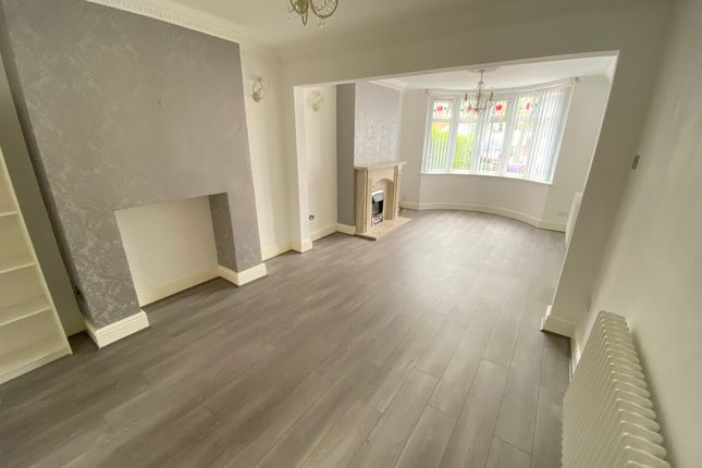 26, Scott Avenue, Wolverhampton photo 4