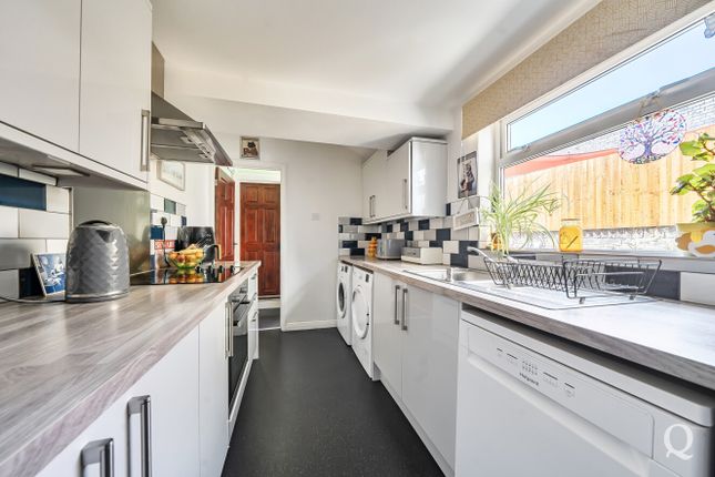 18, Hythe Road, Kent photo 4