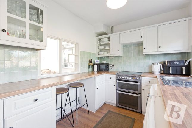 Elveden,, Hook End Road, Brentwood photo 5
