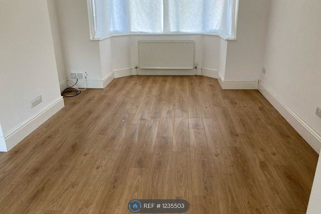 Thumbnail Semi-detached house to rent in Humberstone Road, Luton