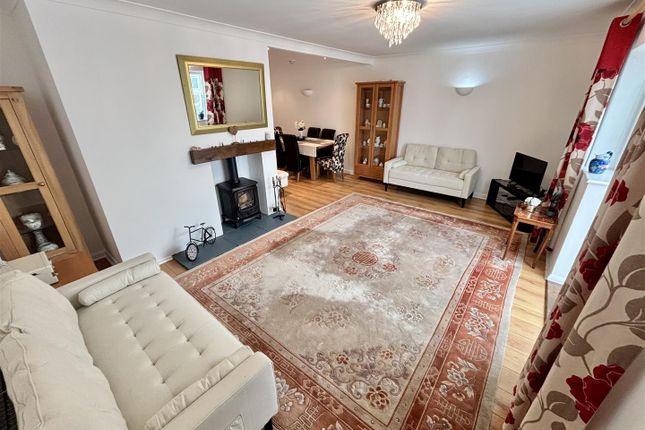 13, St. Josephs Close, Gilesgate photo 4