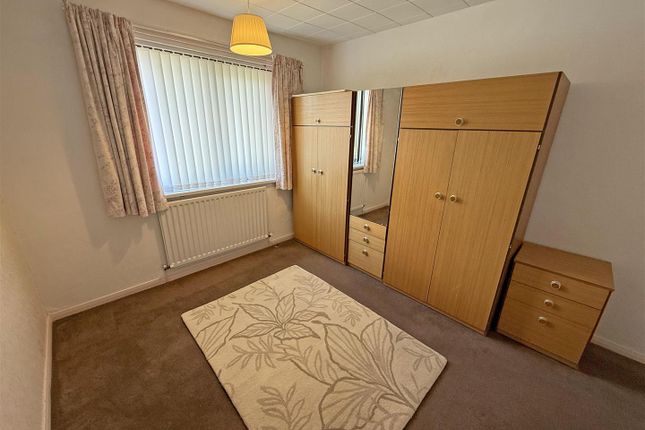 Bedroom 2.Jpg