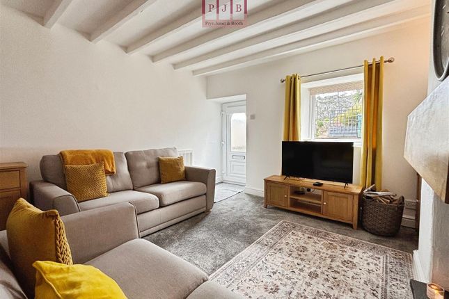 4 Tai Dulas, Abergele Road, Llanddulas photo 4