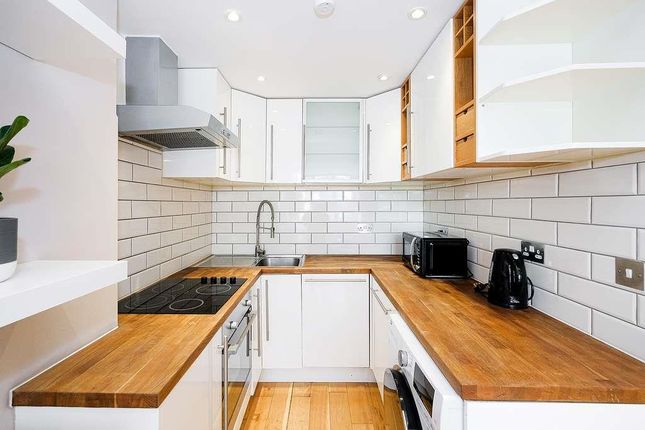 Flat 3, 21, Frognal, London photo 2