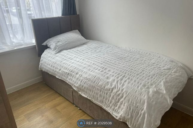 Room to rent in Mill Hill Lane, Leicester