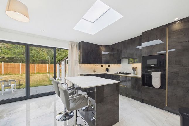 129 Linden Avenue, Ruislip photo 5