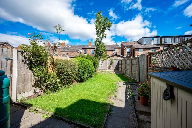 25, Mayors Road, Altrincham photo 2