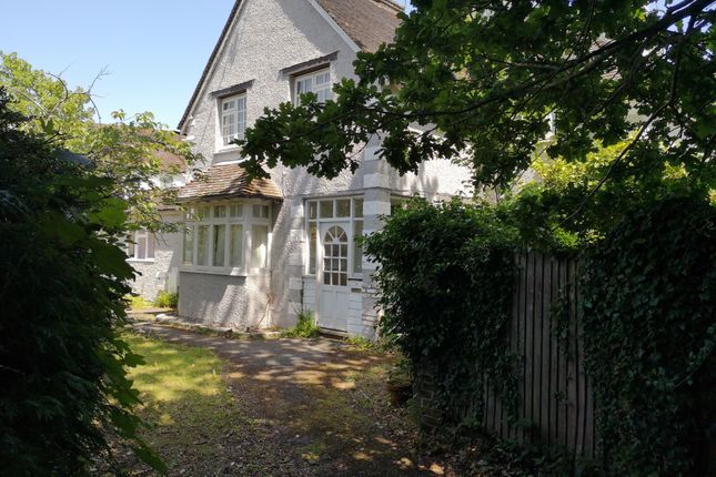 Thumbnail Detached house to rent in Windmill Lane, East Grinstead