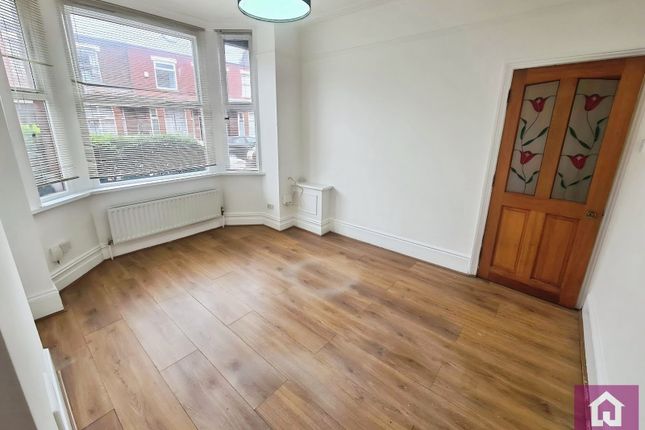 10, Filey Road, Greater Manchester photo 2