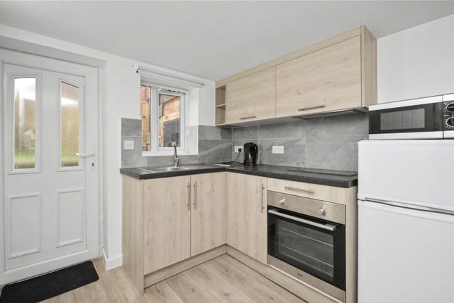 Sefton Terrace, West Yorkshire photo 5