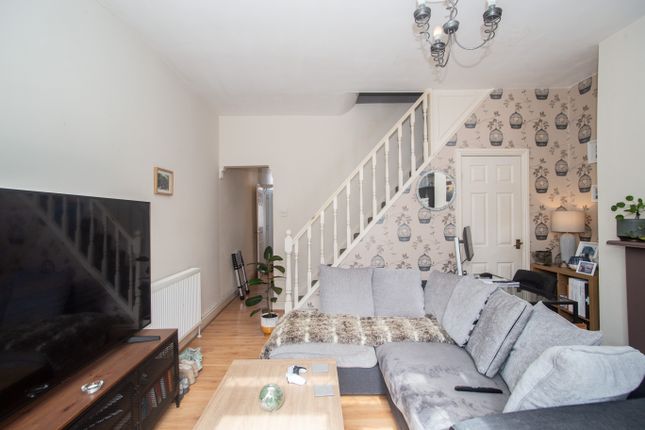 11, Knowsley Grove, Bolton photo 2