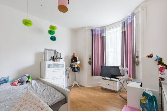 Thumbnail Flat for sale in Copeland Road, Walthamstow, London