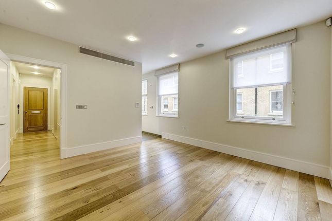 Thumbnail Flat to rent in Cavalry Square, Turks Row, Chelsea, London