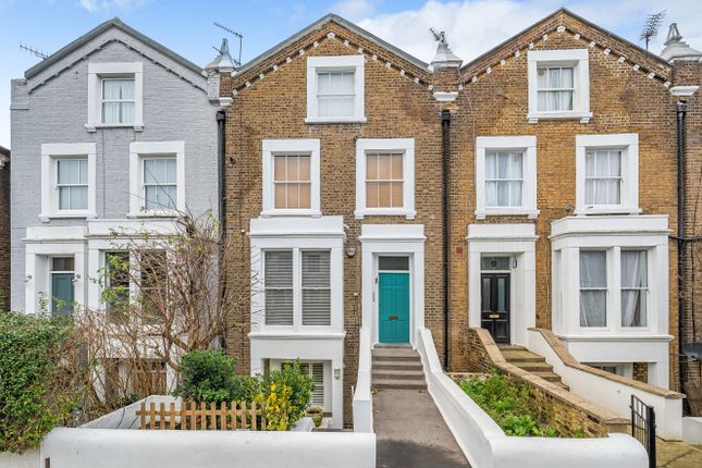 Flat for sale in St. Stephens Avenue, London