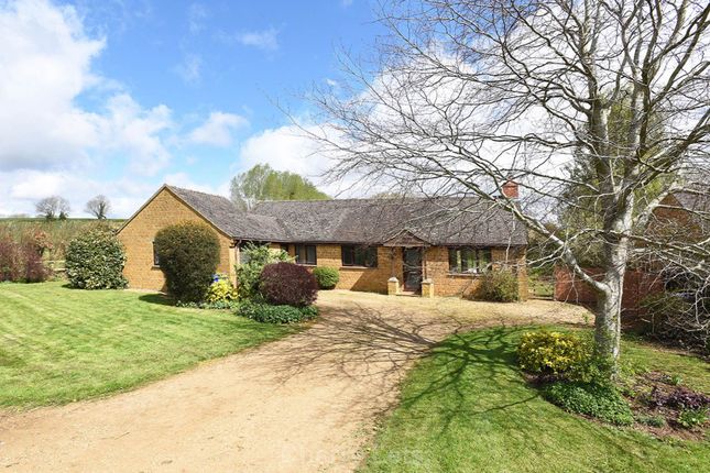 Cottage to rent in Deddington, Banbury