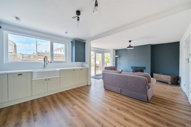 1, Blanchminster Road, Bude photo 4
