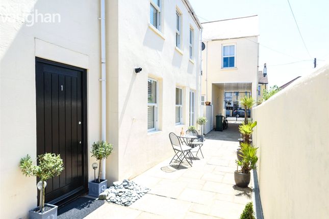 1-bed house on 1 Foundry Mews,, Coleridge Street, Hove, £375,000