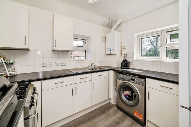 307, Micklefield Road, High Wycombe photo 4