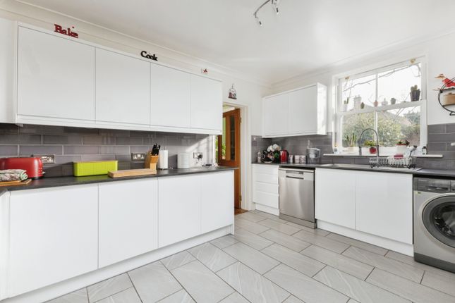 2, Merton Road, Thetford photo 3
