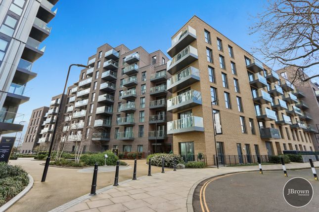 Thumbnail Flat to rent in Willowbrook House, London