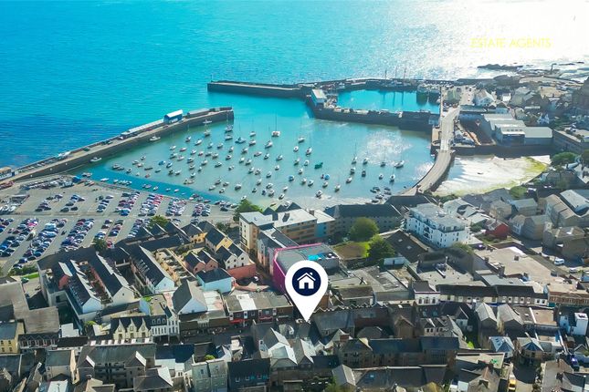 2-bed flat on Garden Flat,, Chy Kres, Penzance, £200,000