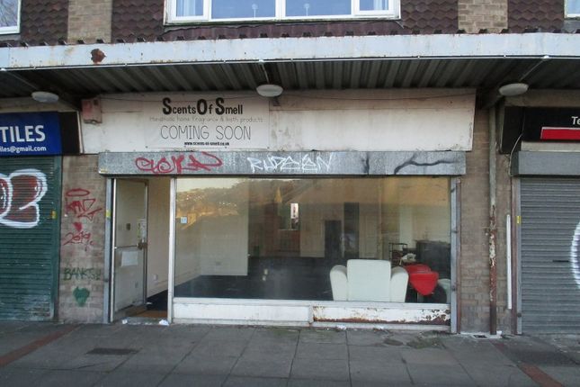 Retail premises to let in Crag Road, Shipley