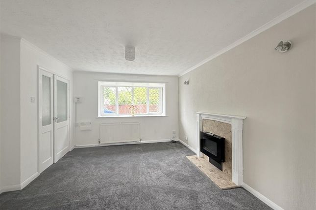 23, Highfield Street, Dukinfield photo 3