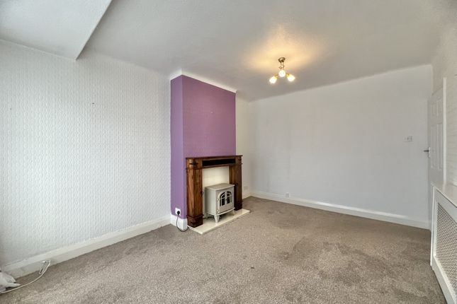 43, Lockerbie Avenue, Cleveleys photo 3