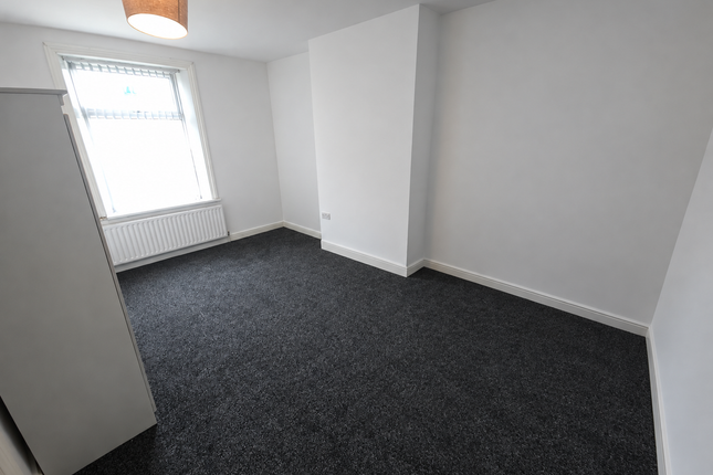 40, Beaumont Road, Bradford photo 5